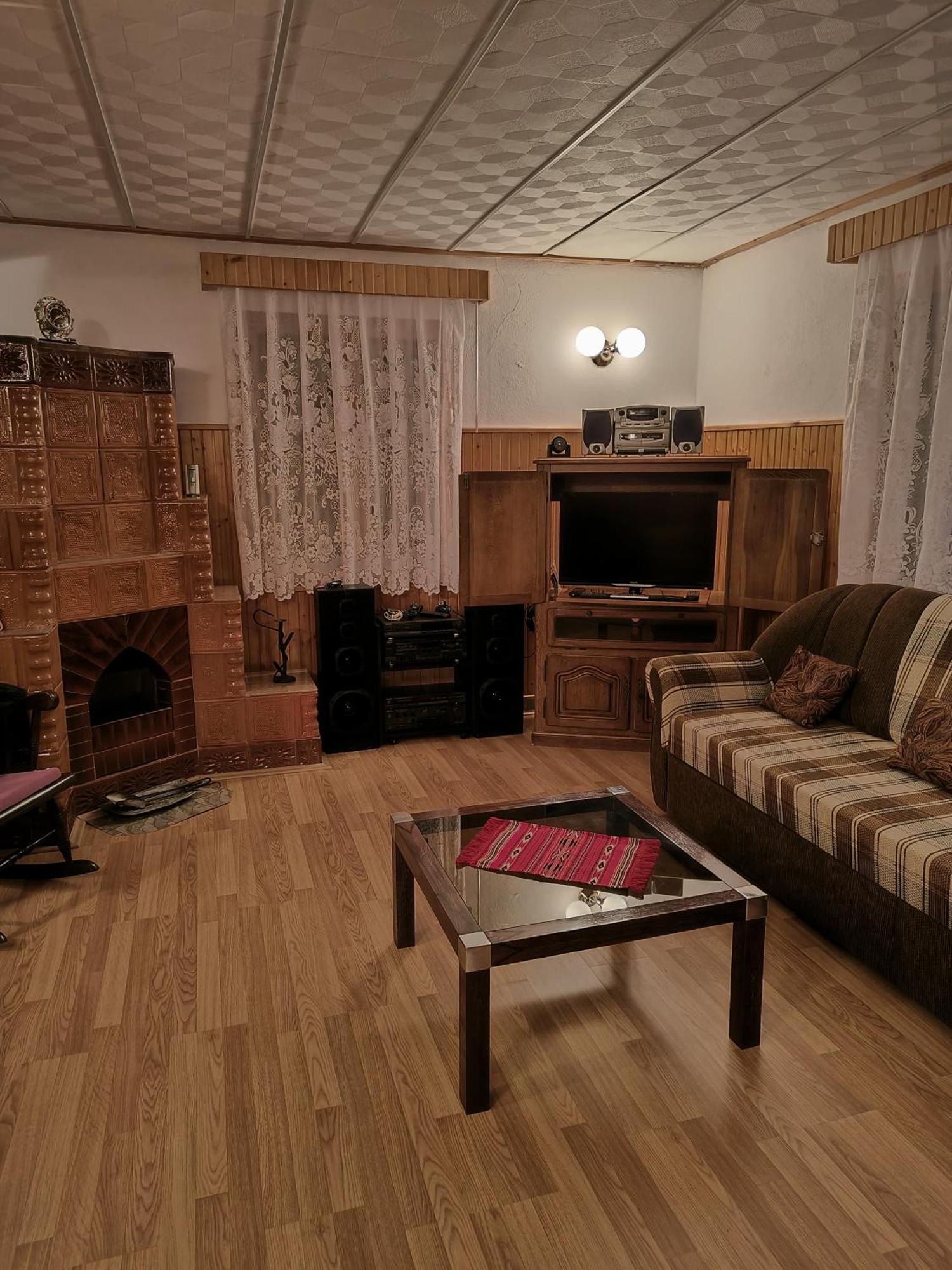 Casa Dintre Meri Poiana Mărului Exteriör bild