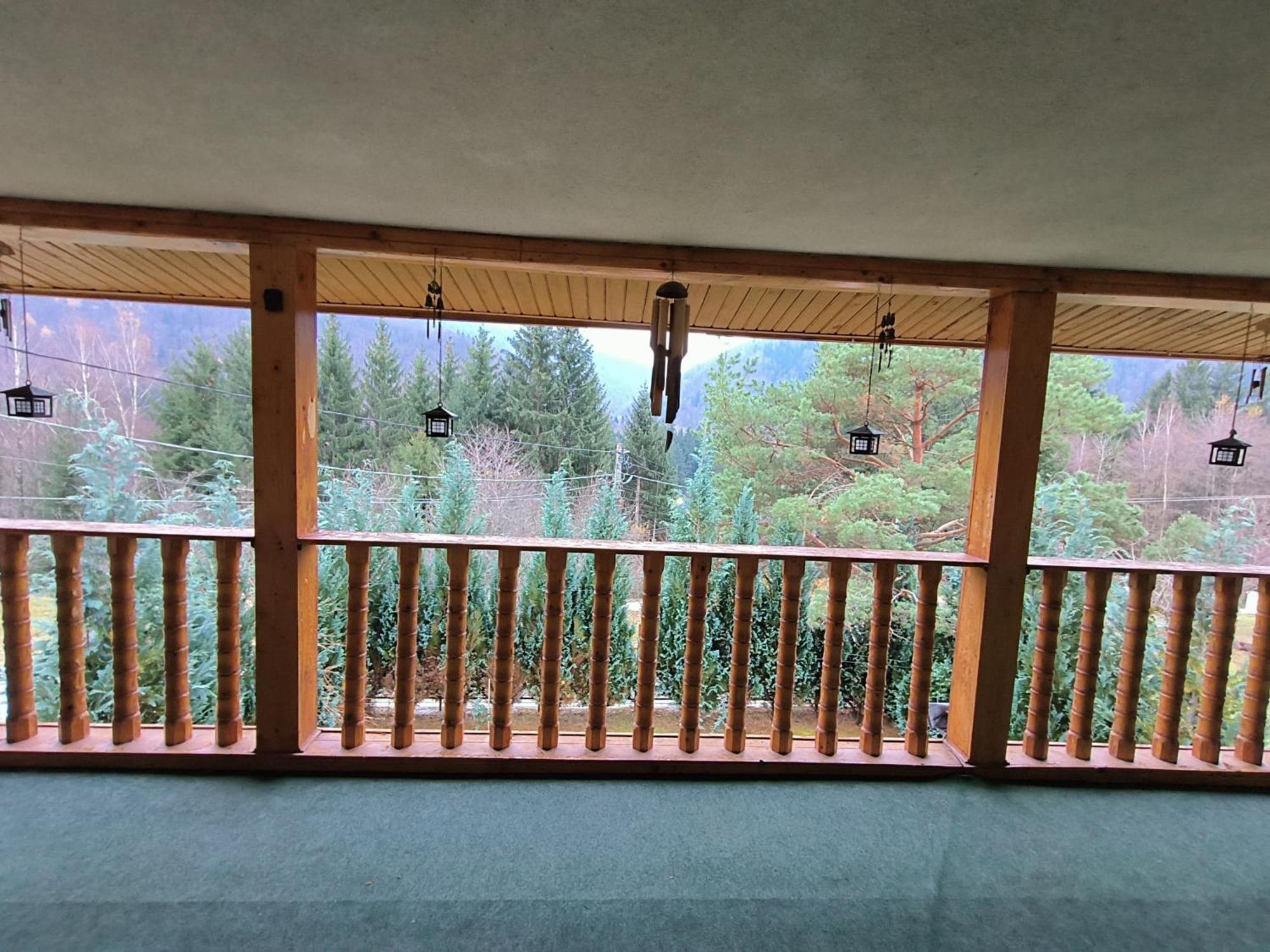 Casa Dintre Meri Poiana Mărului Exteriör bild