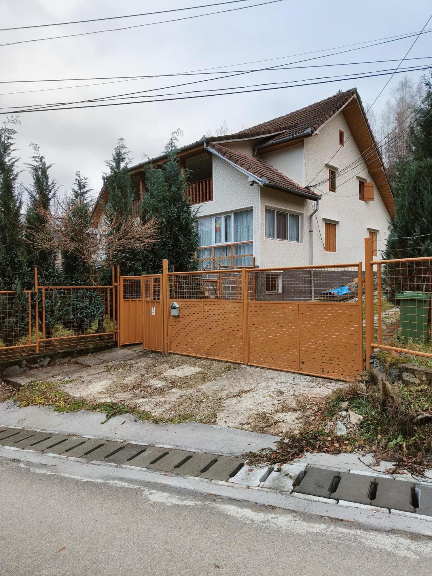 Casa Dintre Meri Poiana Mărului Exteriör bild