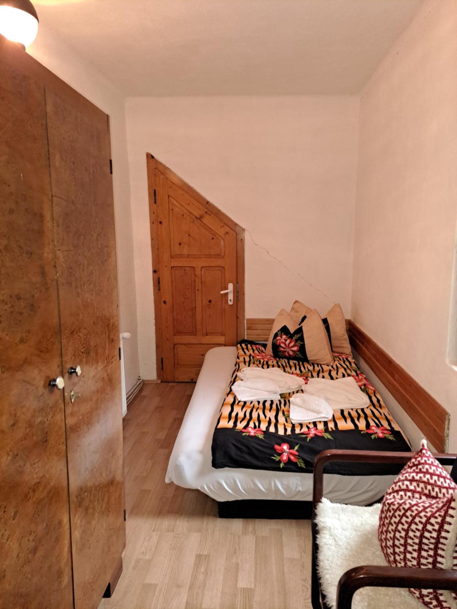 Casa Dintre Meri Poiana Mărului Exteriör bild