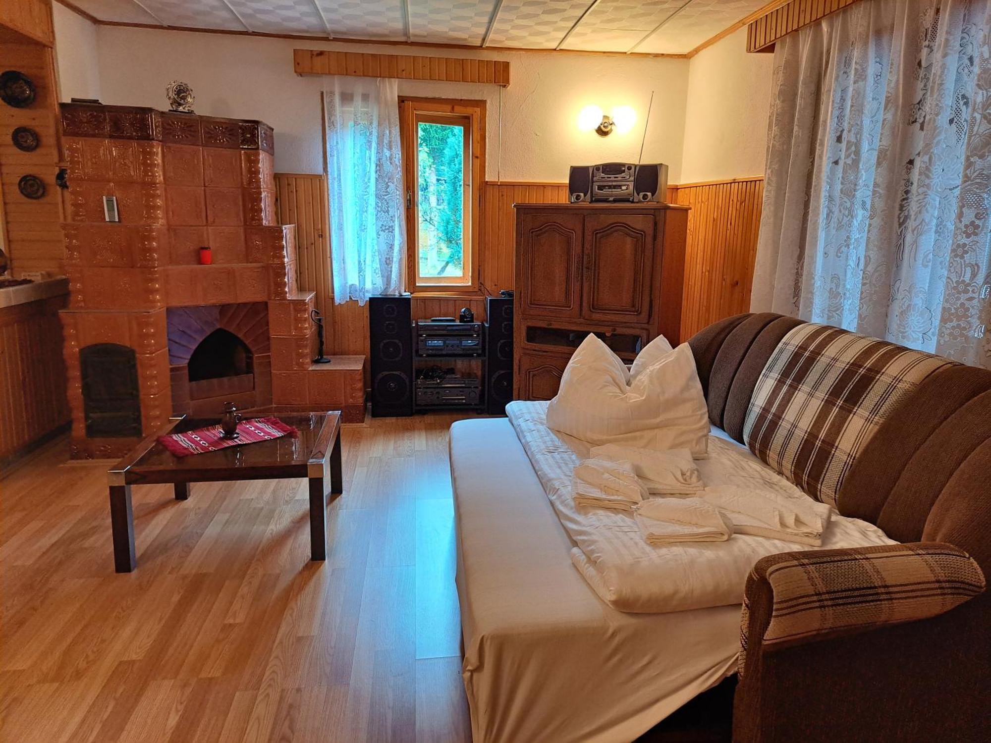 Casa Dintre Meri Poiana Mărului Exteriör bild